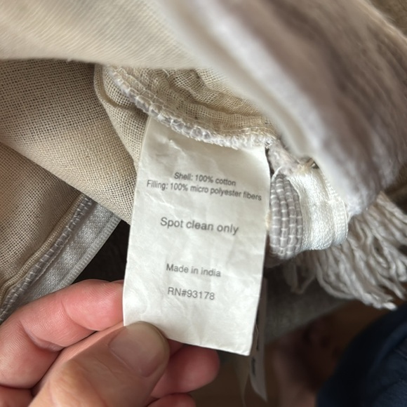 Two euro pillow shams Magaschoni Home - Picture 4 of 4